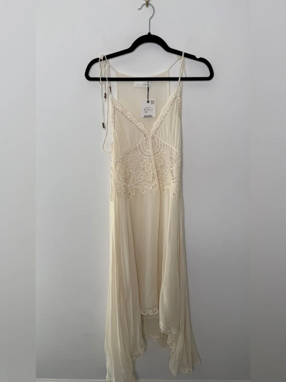 Zara ZW Collection Asymmetric Crochet Dress - Picture 3 of 11